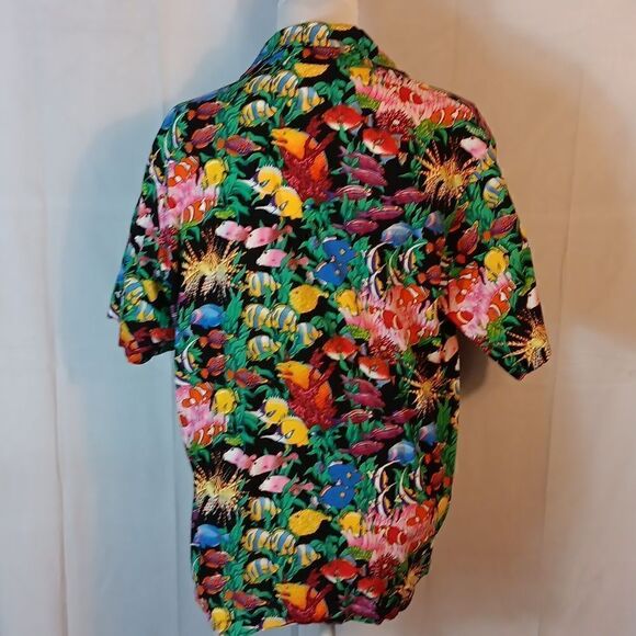 Tropical Connection Men's Hawaiian Shirt - Picture 4 of 7